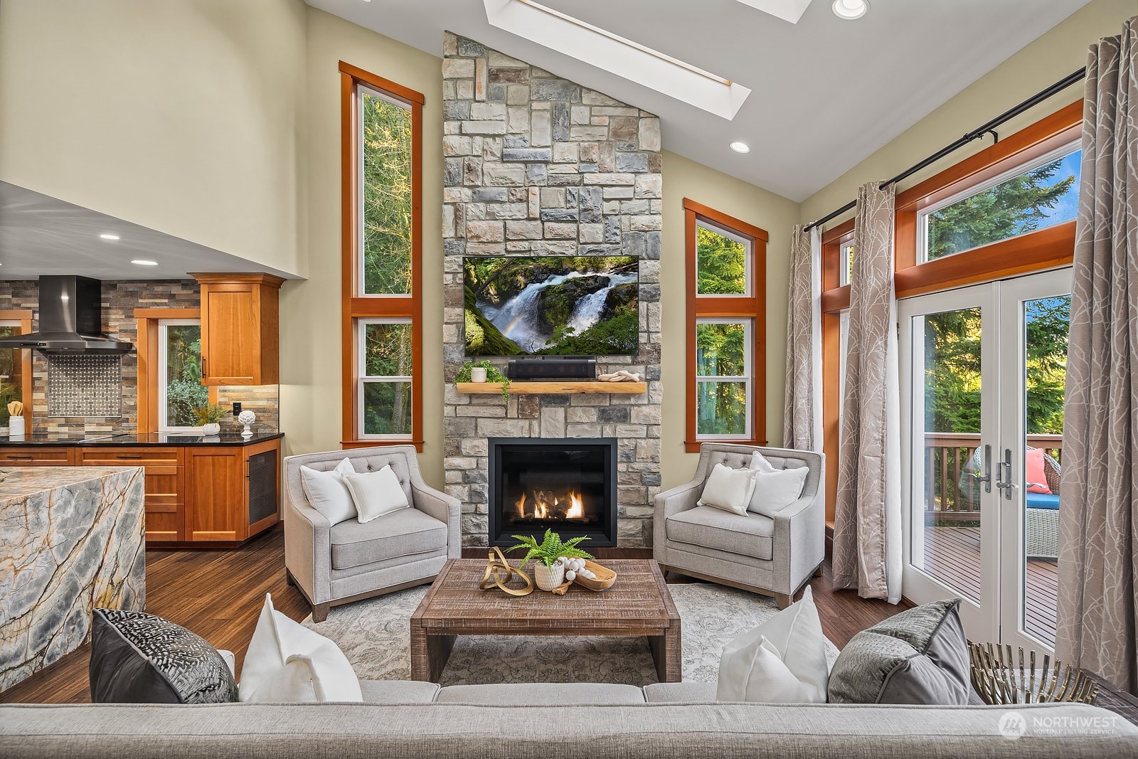 1110 Ridgewood Place Southwest Issaquah, WA 98027 - Photo 6 of 40