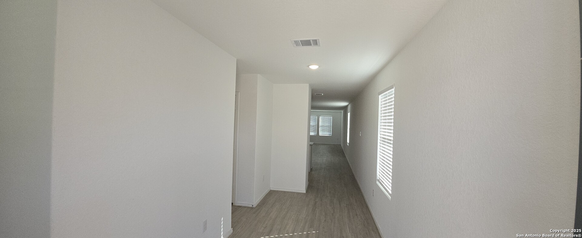 1635 Knoll Ridge New Braunfels, TX 78130 - Photo 7 of 28