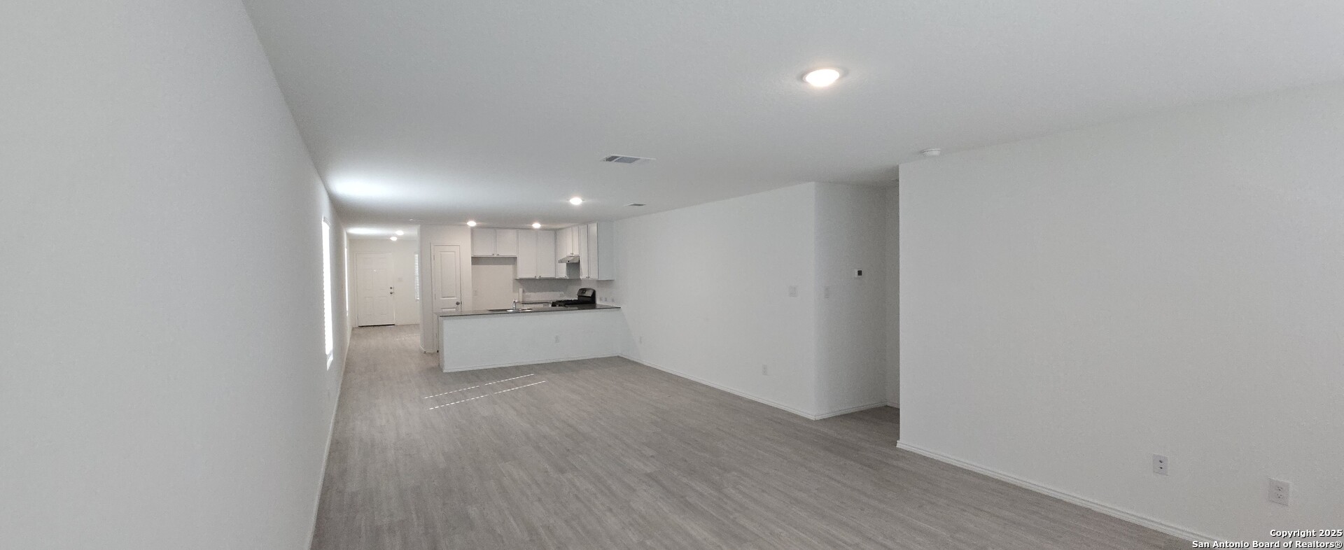 1635 Knoll Ridge New Braunfels, TX 78130 - Photo 10 of 28