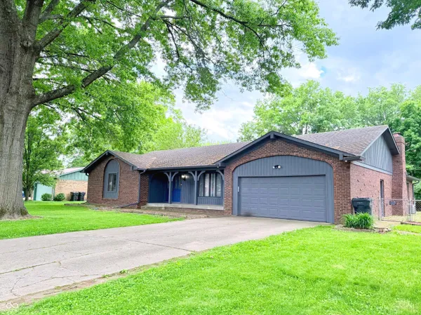 $339,900 | 202 Meander Way, Greenwood, IN 46142
