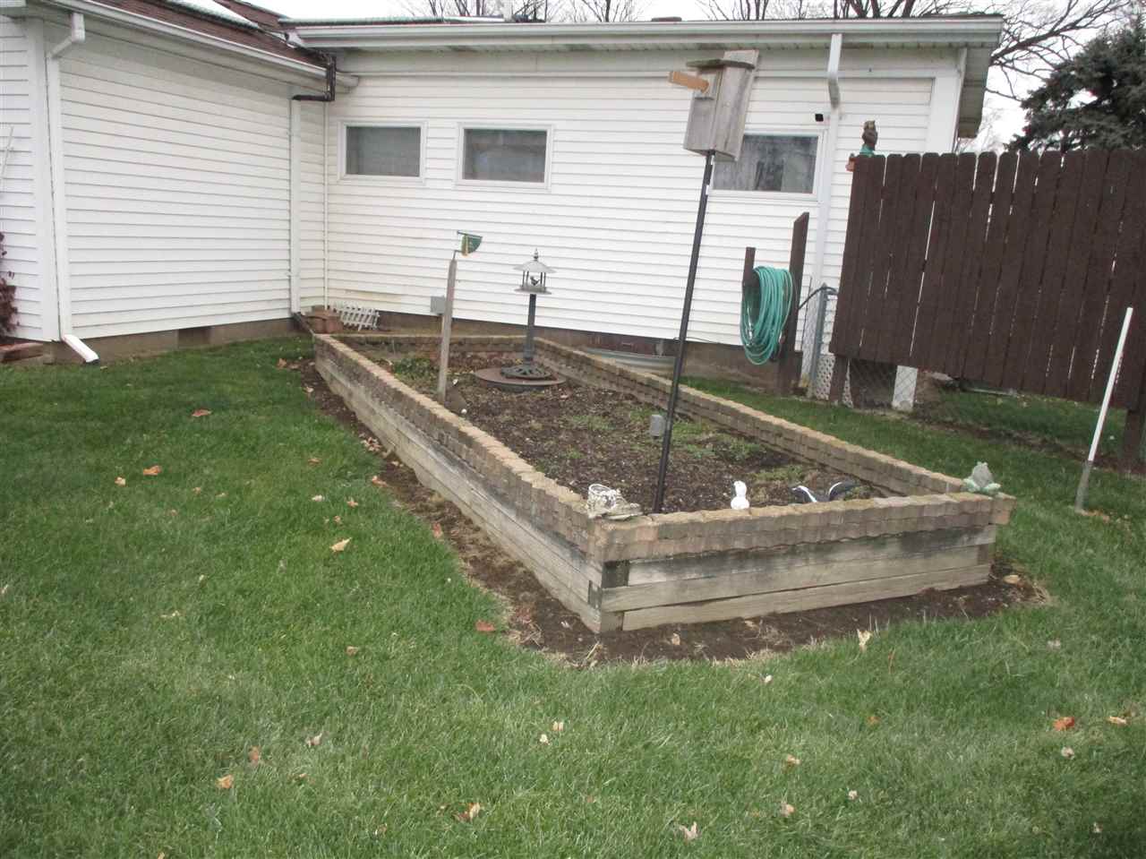 8840 Lennon Road Lennon, MI 48449 - Photo 37 of 43 50031201-36.JPG