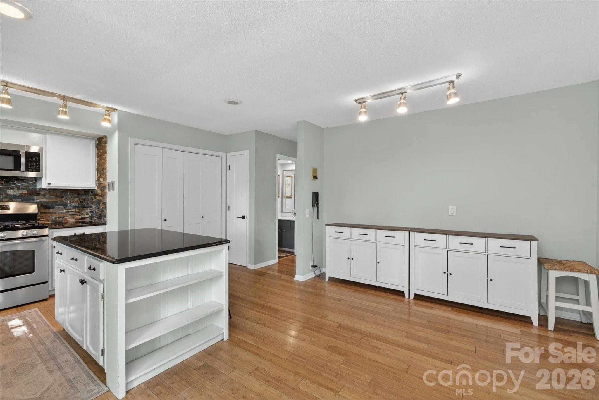 7611 Robin Crest Road Charlotte, NC 28226 - Photo 21 of 48