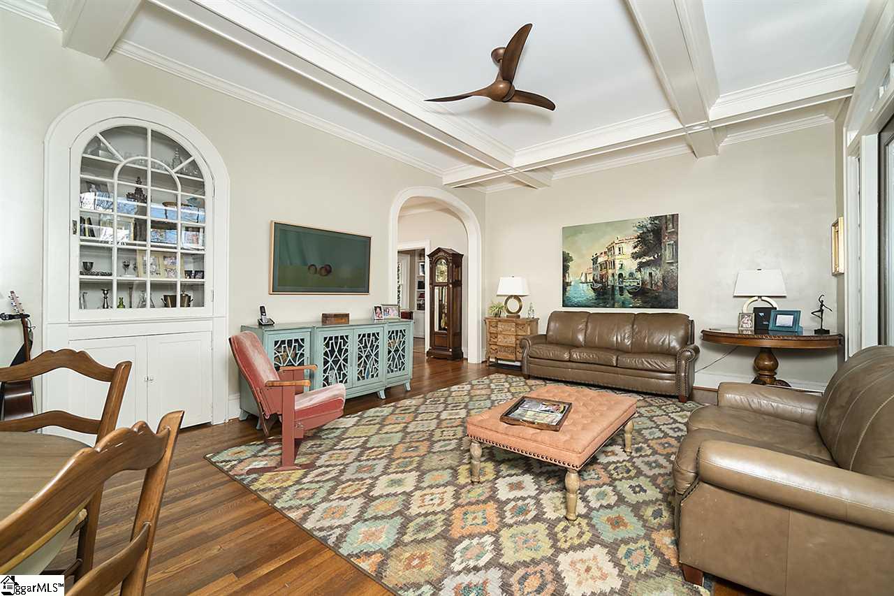 211 Walnut Street Greenville, SC 29607 - Photo 11 of 35