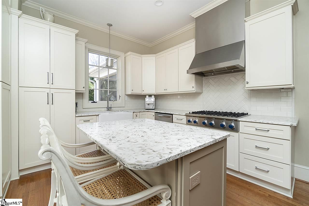211 Walnut Street Greenville, SC 29607 - Photo 13 of 35