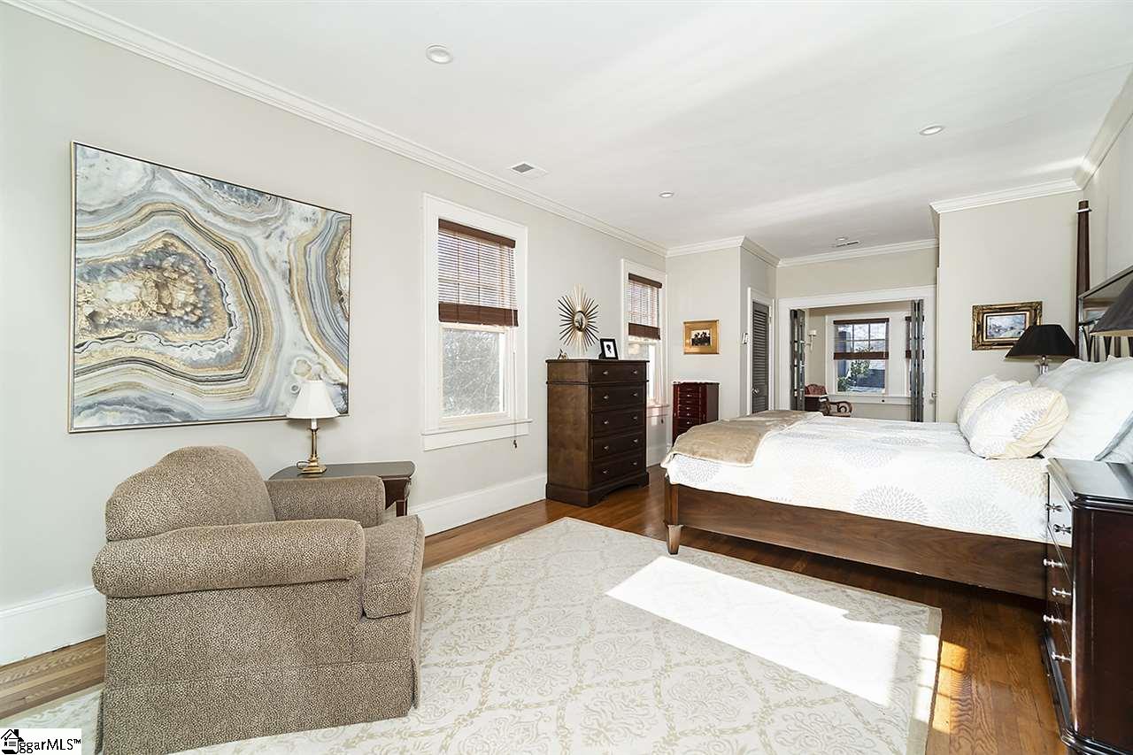 211 Walnut Street Greenville, SC 29607 - Photo 15 of 35