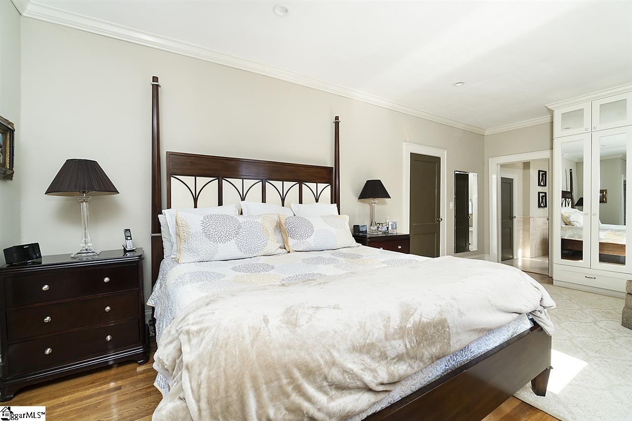 211 Walnut Street Greenville, SC 29607 - Photo 16 of 35