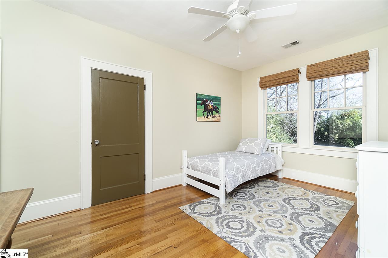 211 Walnut Street Greenville, SC 29607 - Photo 23 of 35