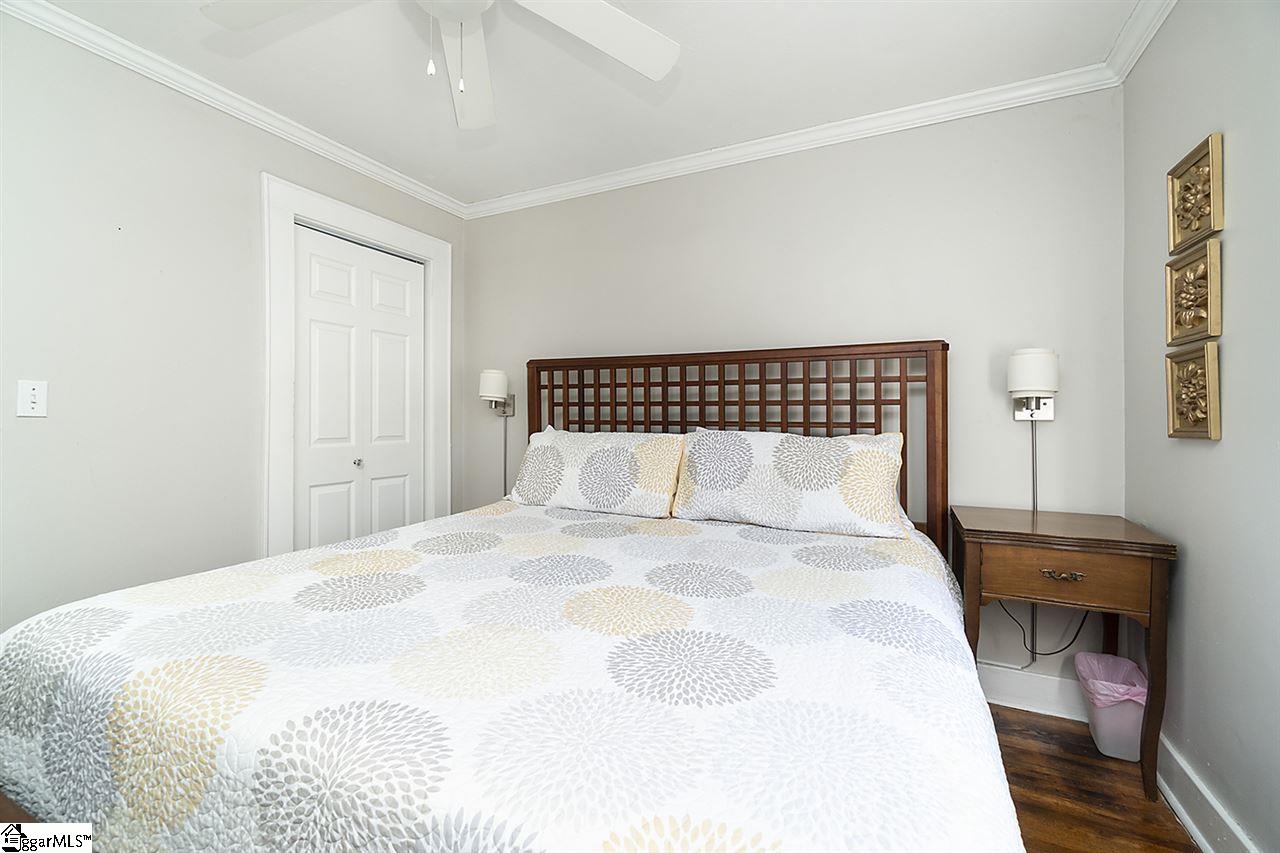 211 Walnut Street Greenville, SC 29607 - Photo 33 of 35