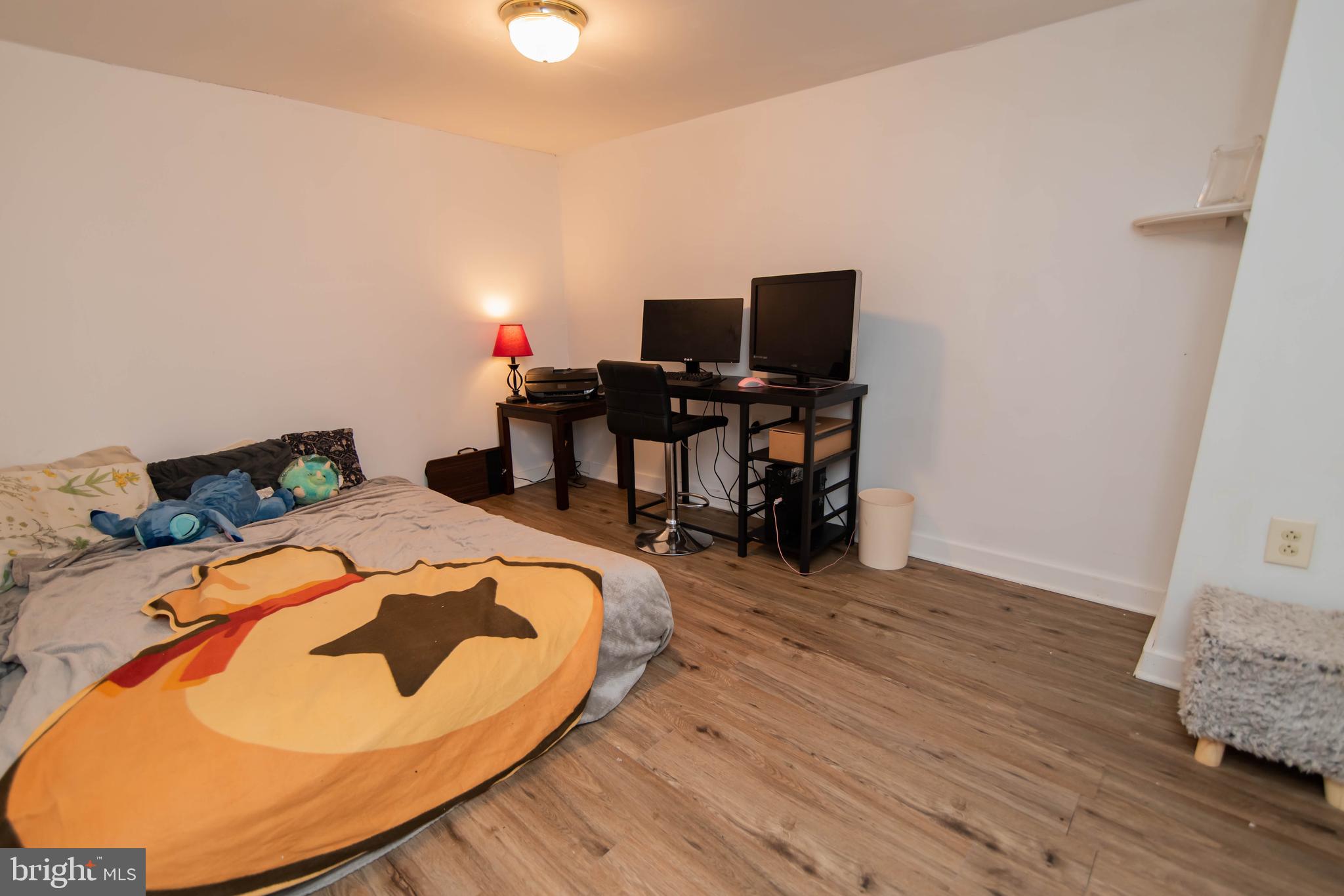 12850 Medford Road Philadelphia, PA 19154 - Photo 17 of 33 Extra Room