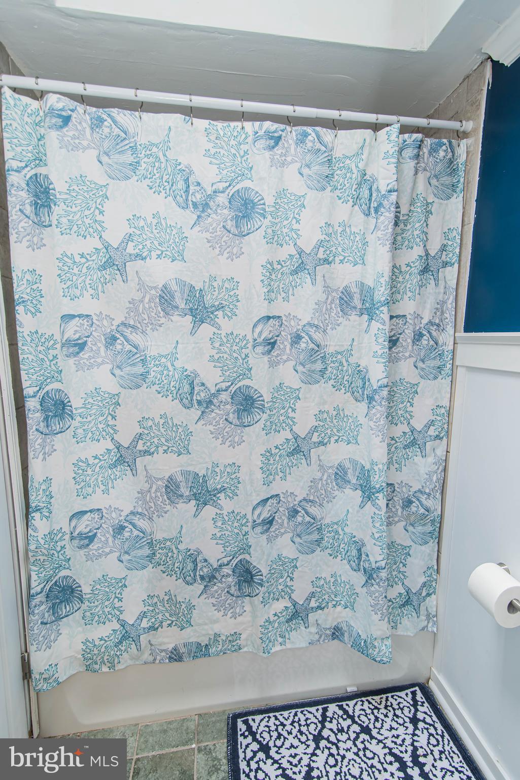 12850 Medford Road Philadelphia, PA 19154 - Photo 21 of 33 Bathroom