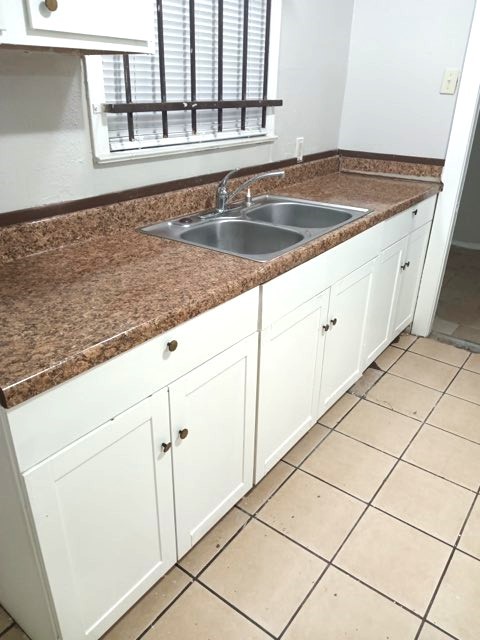 5902 Pershing Street Houston, TX 77033 - Photo 7 of 16