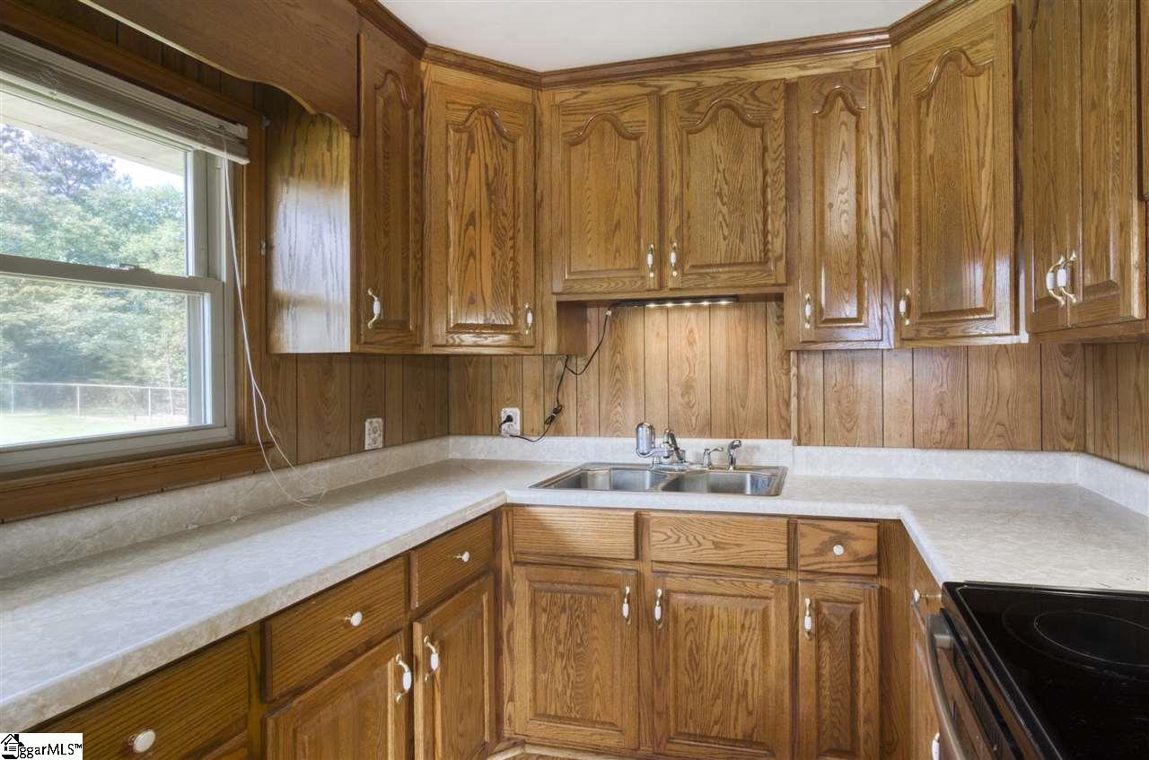 107 Sycamore Street Anderson, SC 29625 - Photo 18 of 36 Gallery Image 18