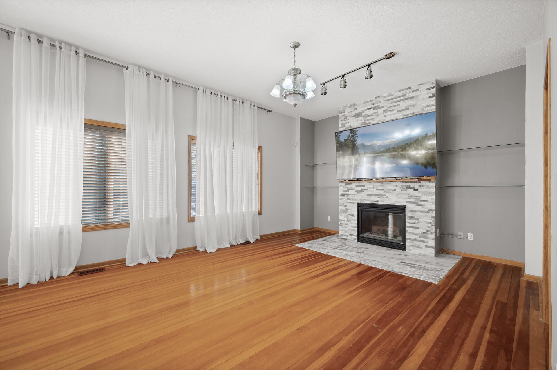 7735 Spring Lake Road Mounds View, MN 55112 - Photo 18 of 51