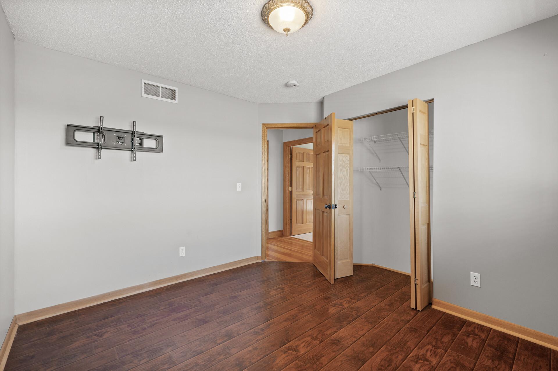 7735 Spring Lake Road Mounds View, MN 55112 - Photo 31 of 51