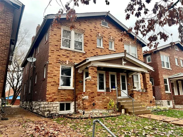 $269,000 | 3837 Dunnica Avenue, St. Louis, MO 63116