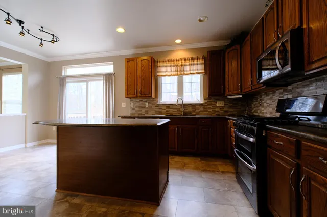 $4,000 | 4263 Pemberley Court, Woodbridge, VA 22193