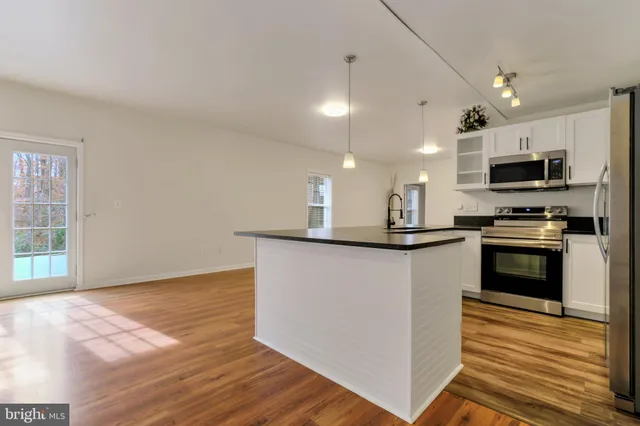 $4,000 | 4263 Pemberley Court, Woodbridge, VA 22193