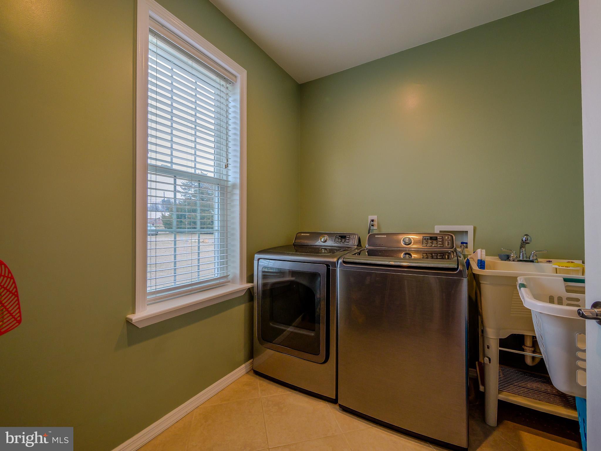 559 Franklinville Road Mullica Hill, NJ 08062 - Photo 14 of 41 a utility room with dryer and washer