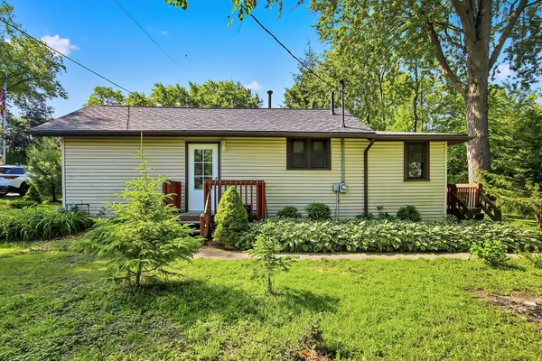 $199,900 | N1543 Orchid Drive, Bloomfield, WI 53128