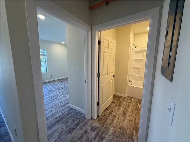 $2,400 | 327 Pine Street, Unit 3002, Pawtucket, RI 02860