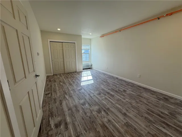 $2,400 | 327 Pine Street, Unit 3002, Pawtucket, RI 02860