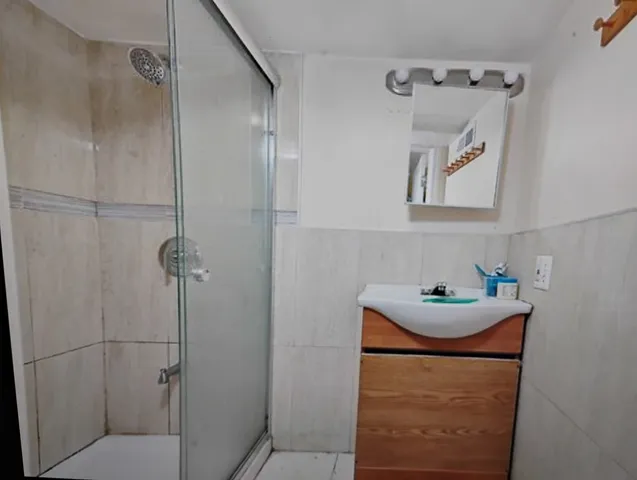 $814,900 | 6418 North Rockwell Street, Chicago, IL 60645