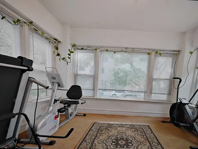 $814,900 | 6418 North Rockwell Street, Chicago, IL 60645