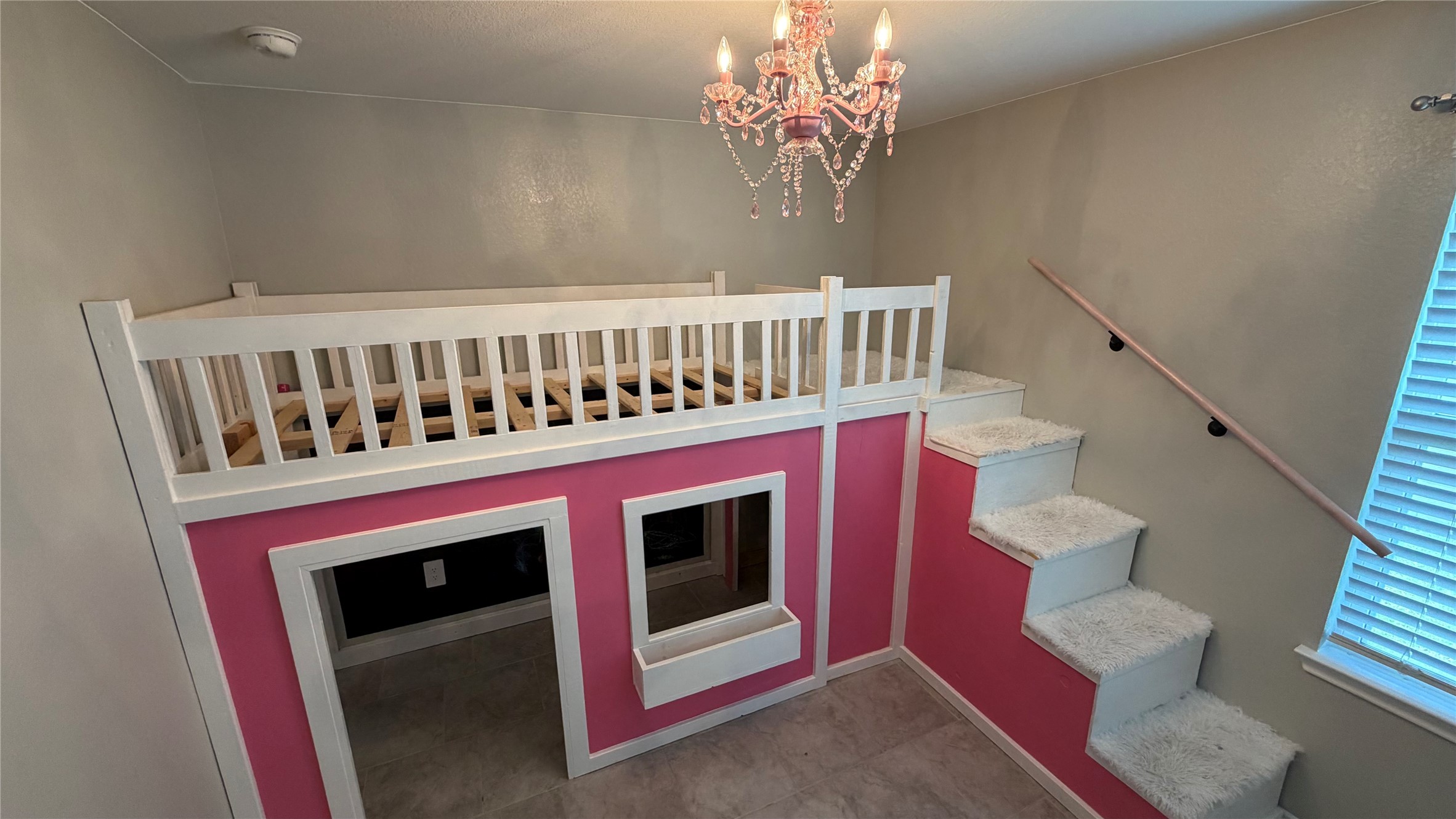 7518 Cynomys Court Rosharon, TX 77583 - Photo 12 of 21 a view of a balcony with furniture and a chandelier