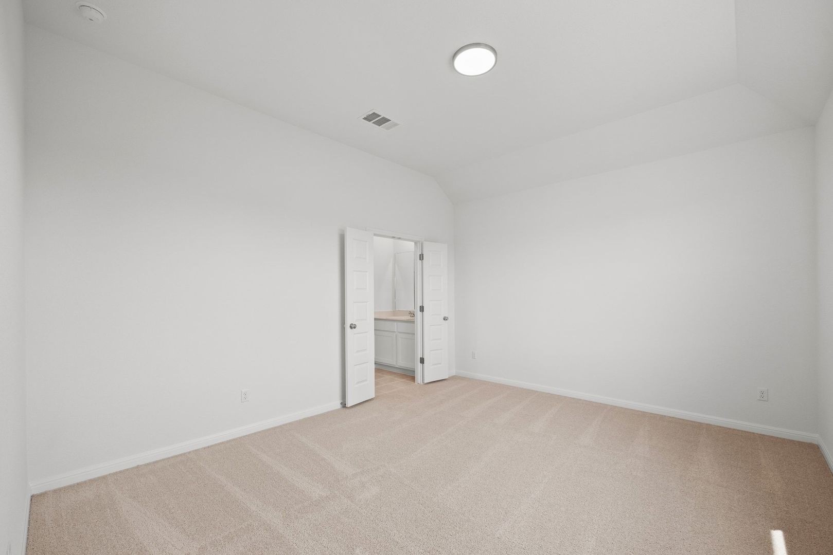 278 Bendecido Loop Elgin, TX 78621 - Photo 13 of 37 a view of an empty room