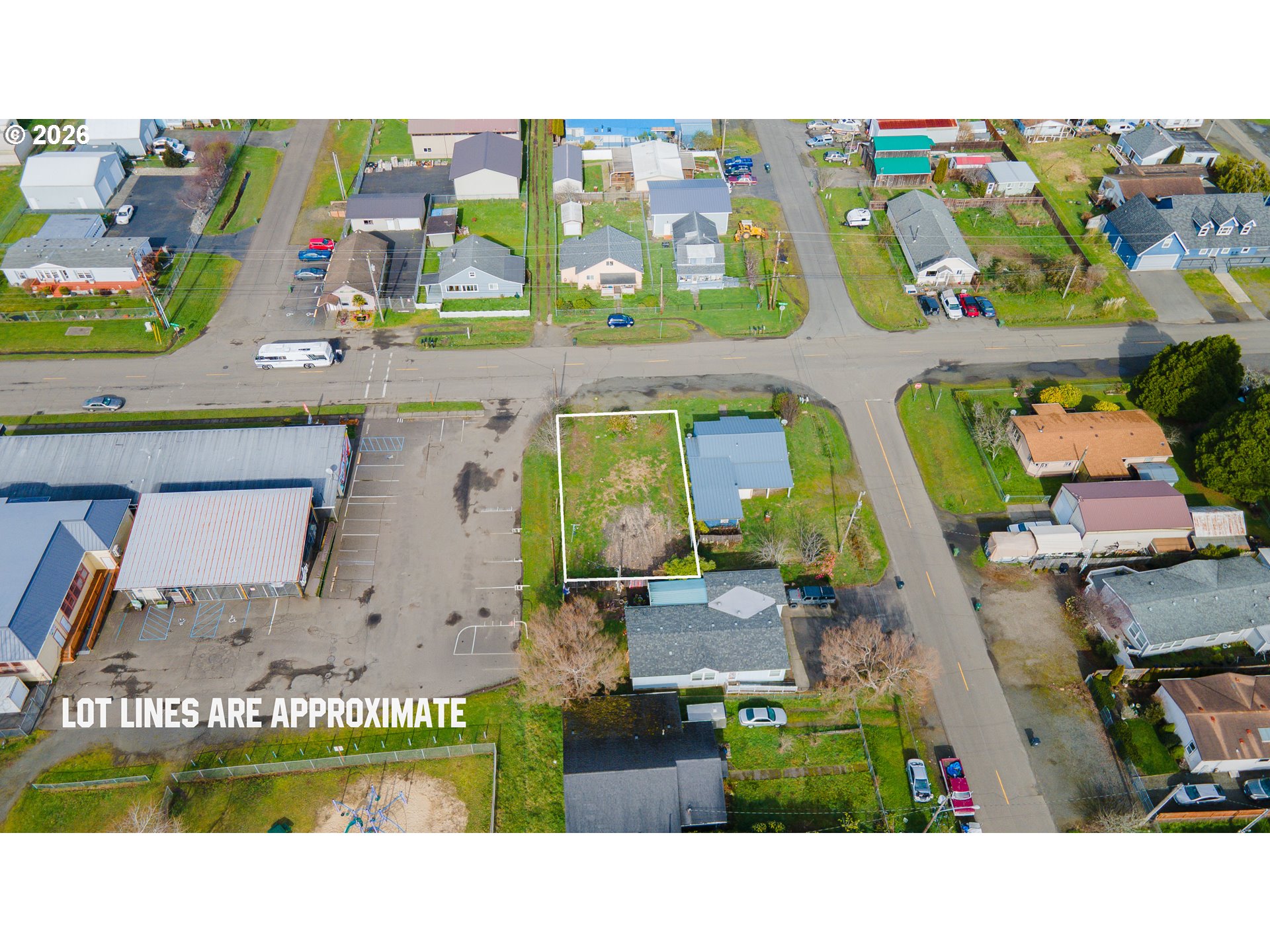 1015 North Lake Road Lakeside, OR 97449 - Photo 3 of 9