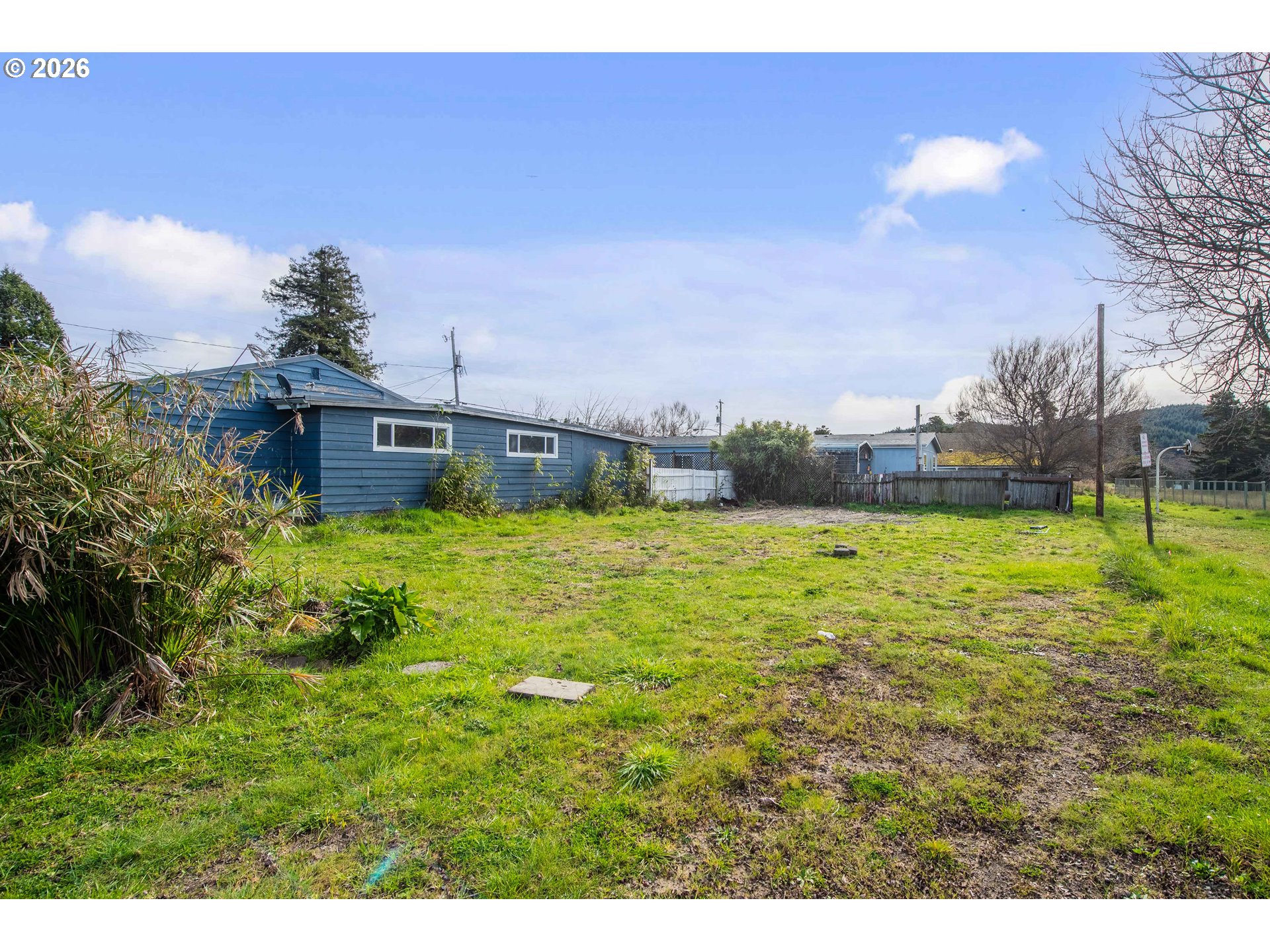 1015 North Lake Road Lakeside, OR 97449 - Photo 4 of 9