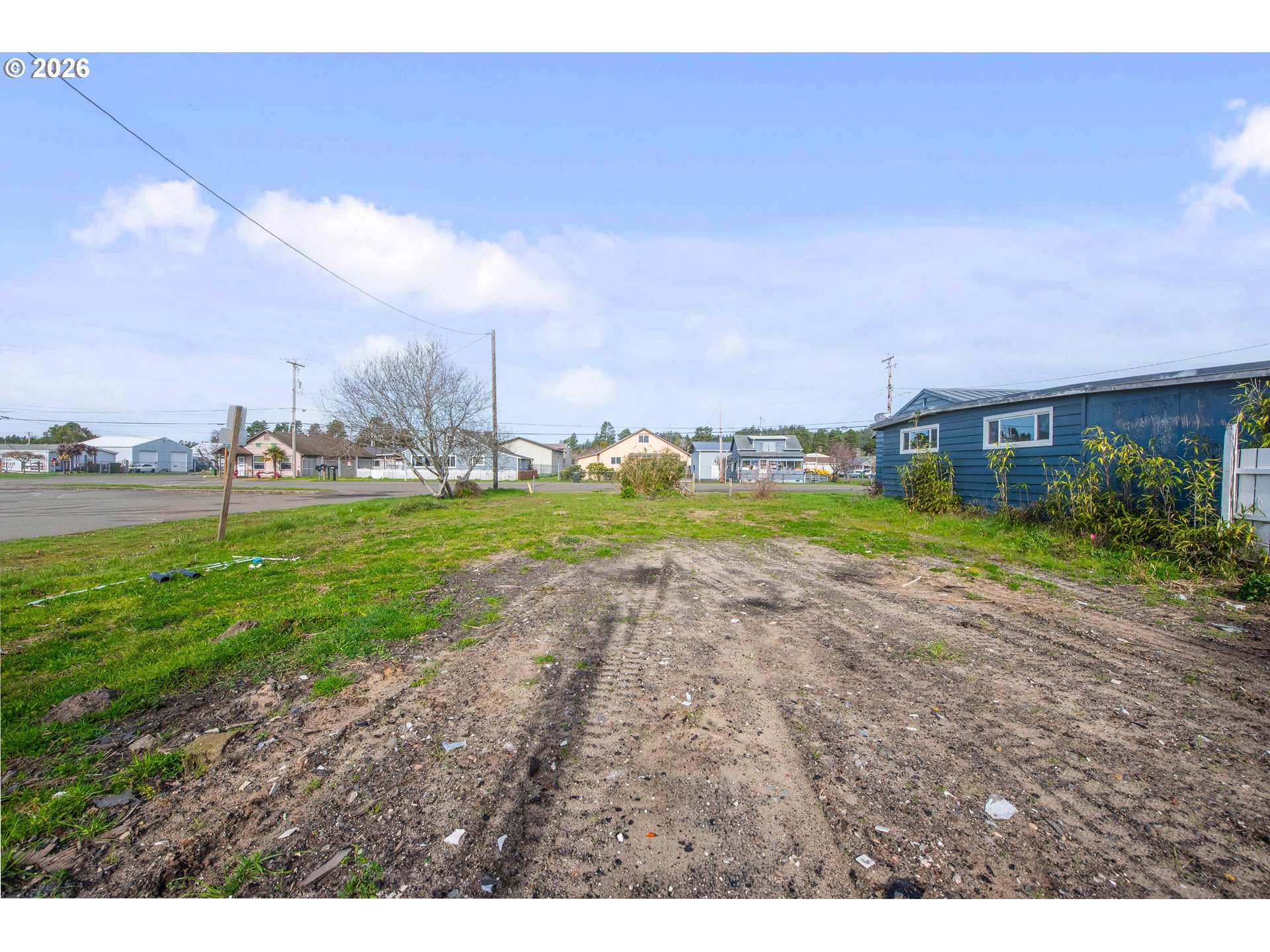 1015 North Lake Road Lakeside, OR 97449 - Photo 6 of 9