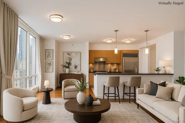 $2,250,000 | 10 West End Avenue, Unit 20B | Upper West Side