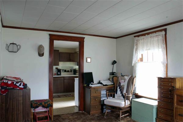 53 Newell Pond Road Greenfield, MA 01301 - Photo 4 of 22 Gallery Image 4