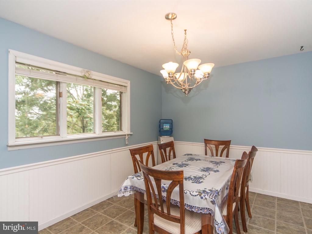 3 Lissann Lane Lititz, PA 17543 - Photo 8 of 28 Gallery Image 8