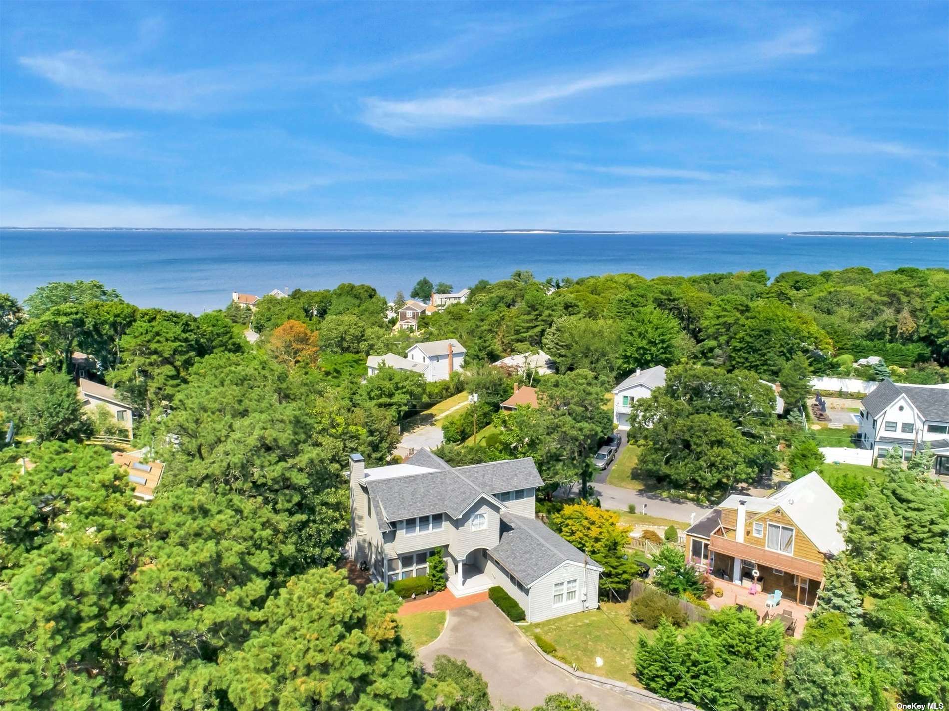 77 North Road Hampton Bays, NY 11946 - Photo 1 of 1 Gallery Image 1