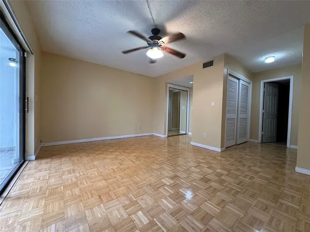 $2,000 | 6630 Racquet Club Drive, Unit 163, Lauderhill, FL 33319