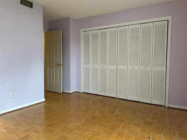 $2,000 | 6630 Racquet Club Drive, Unit 163, Lauderhill, FL 33319