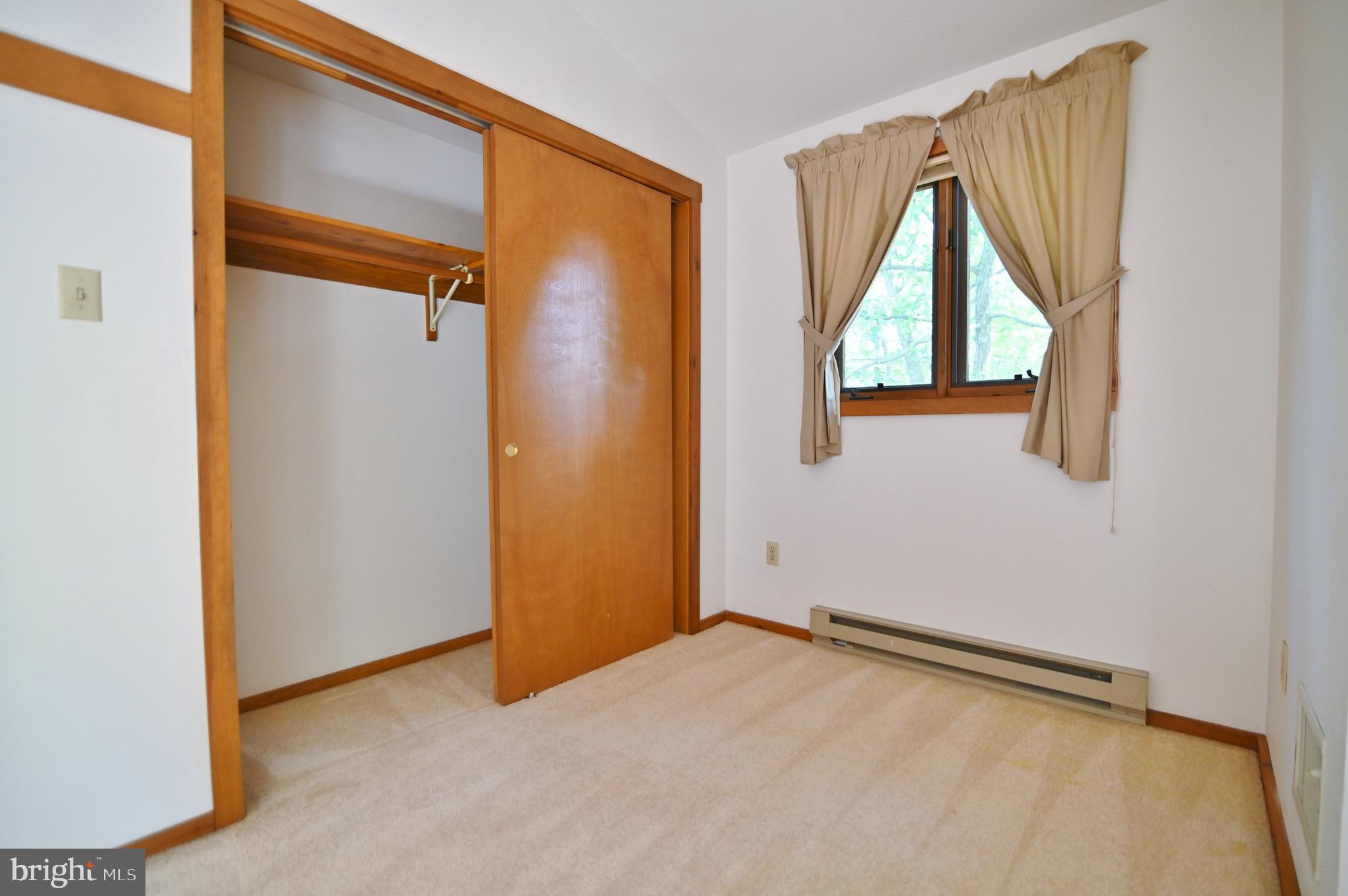 277 Anderson Road Basye, VA 22842 - Photo 30 of 57 Upper Level- Primary Bedroom Seating Area