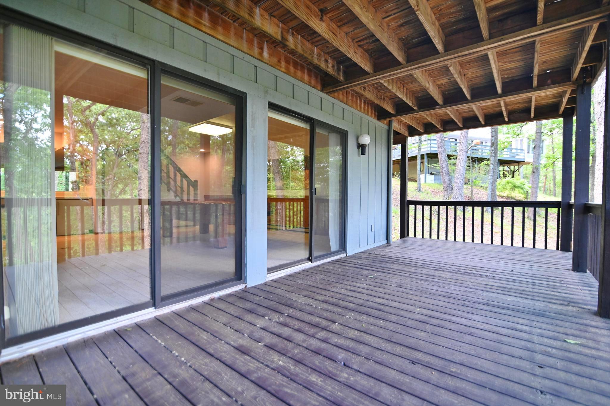 277 Anderson Road Basye, VA 22842 - Photo 39 of 57 Lower Level - Deck