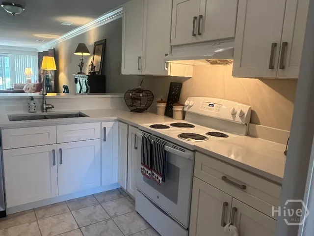 $420,000 | 3005 River Drive, Unit 401D, Savannah, GA 31404