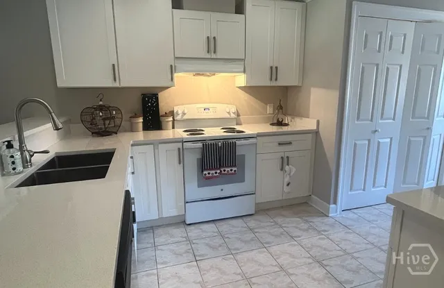 $420,000 | 3005 River Drive, Unit 401D, Savannah, GA 31404