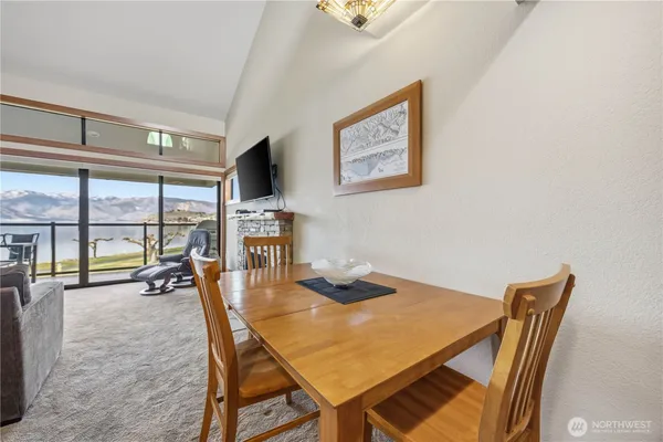$859,000 | 100 Lake Chelan Shores Drive, Unit 38, Chelan, WA 98816
