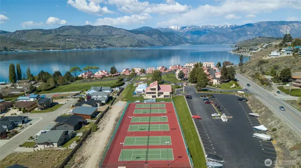 $859,000 | 100 Lake Chelan Shores Drive, Unit 38, Chelan, WA 98816
