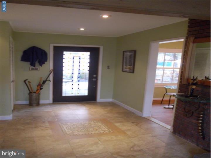 24 Red Berry Road Levittown, PA 19056 - Photo 11 of 22 Foyer