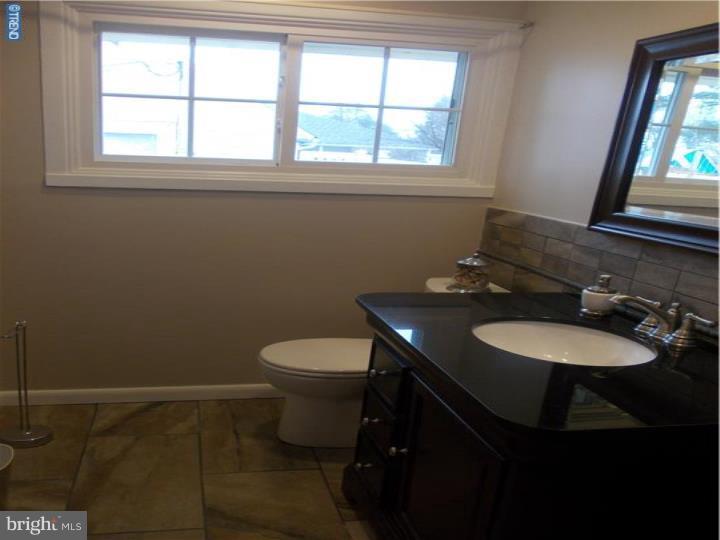 24 Red Berry Road Levittown, PA 19056 - Photo 18 of 22 Bathroom