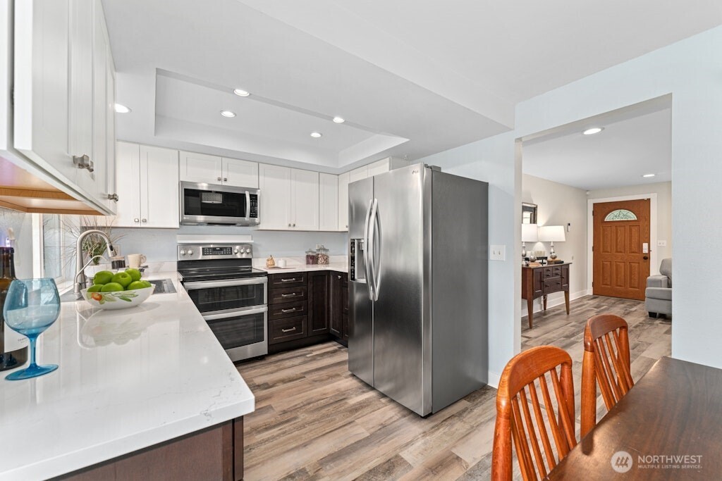 13621 Southeast 173rd Place Renton, WA 98058 - Photo 11 of 26 Gallery Image 11