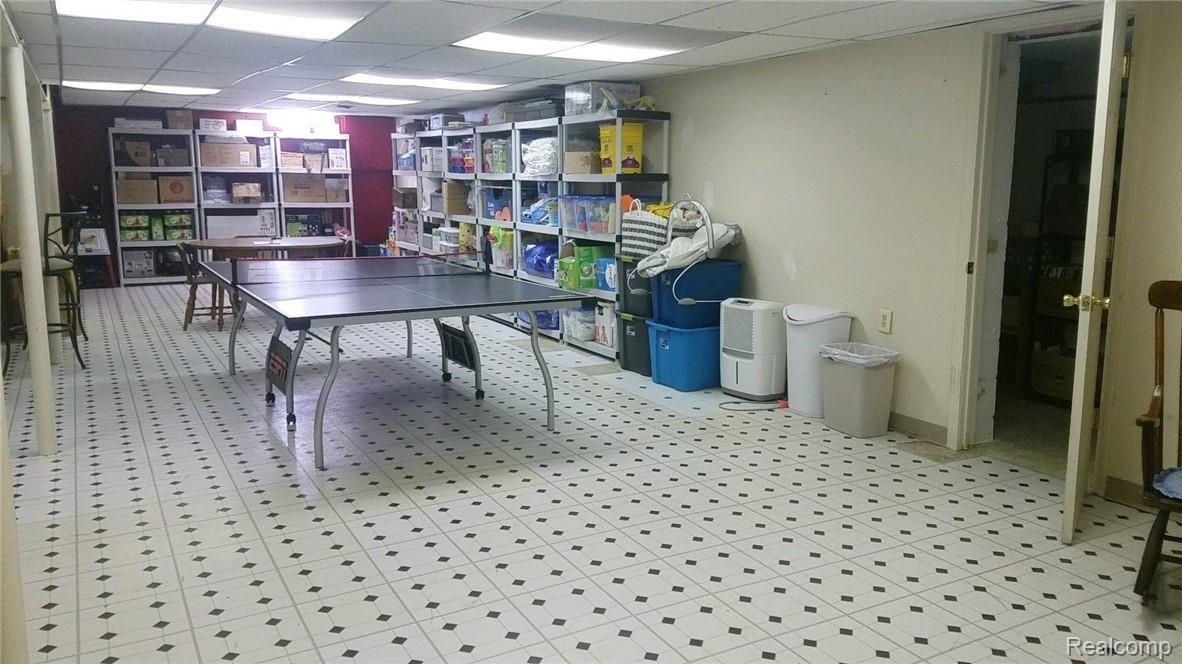 52090 Romeo Plank Road Macomb, MI 48042 - Photo 21 of 33 IMG_6283.JPG