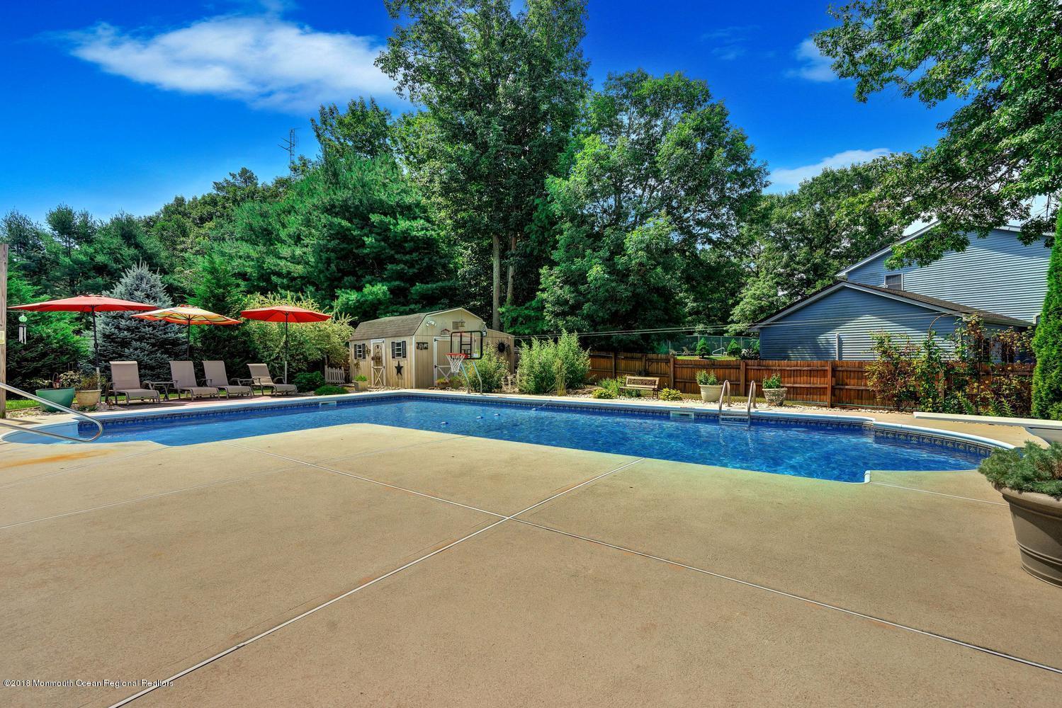 14 Hemlock Hill Road Jackson, NJ 08527 - Photo 40 of 48 14 Hemlock Hill Rd Jackson NJ-large-040-