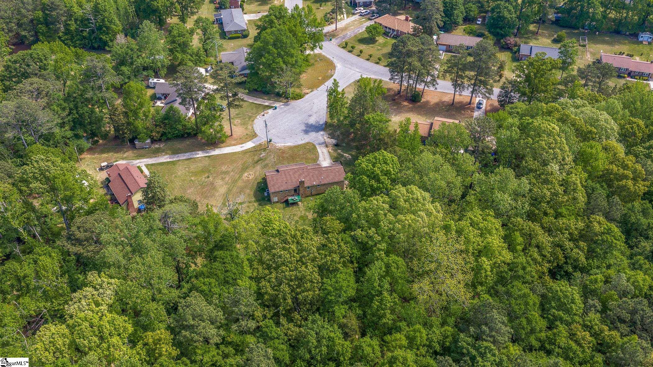 103 Manning Court Greenwood, SC 29649 - Photo 28 of 33